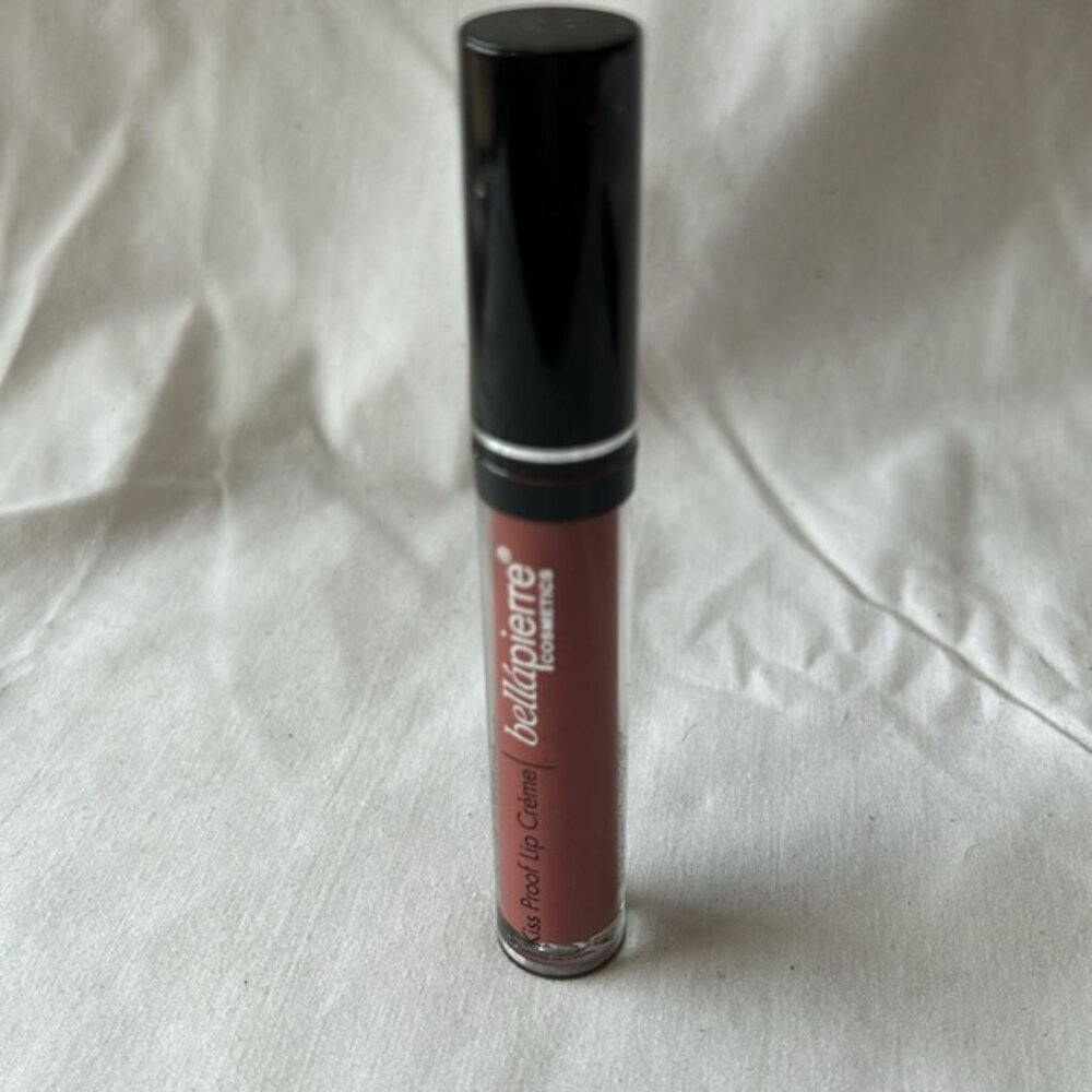 bellapierre Kiss Proof Lip Creme-Muddy Rose  NIB - Picture 9 of 10